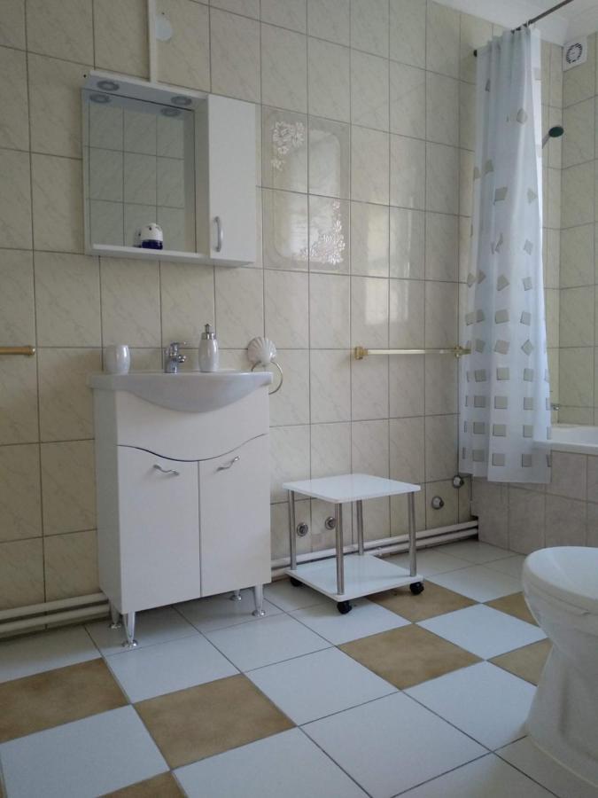 Fuege Vendeghaz Hotel Mişcolţ Exterior foto